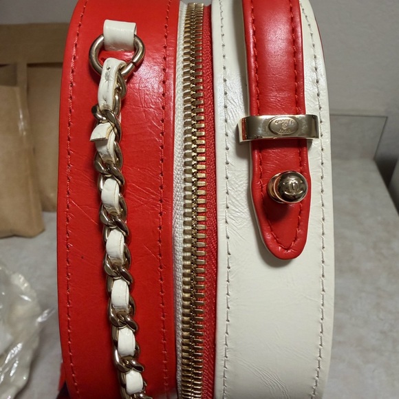 Chanel Vanity Matelasse Leather 2way Bag White Red - Picture 2 of 9